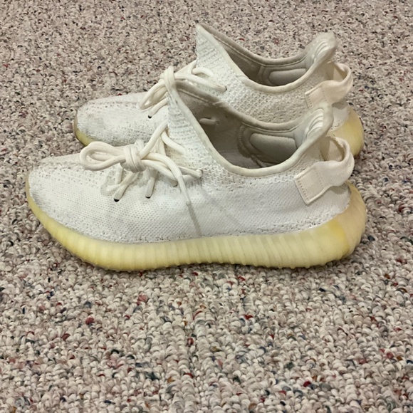 Yeezy Boost White Sneaker - Picture 3 of 9